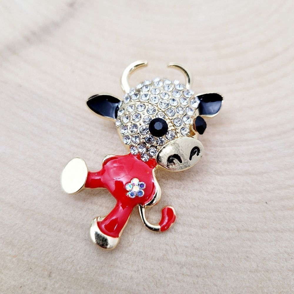 Brand New 2 In 1 Red Cow Gold Tone Rhinestone Brooch Pin & Pendant